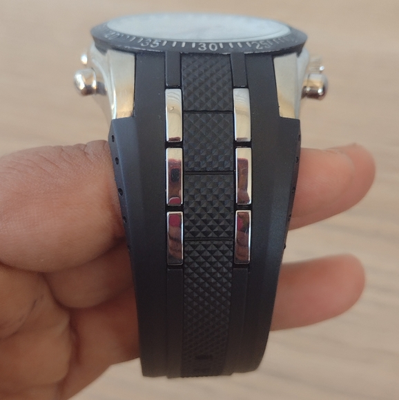 U.S. Polo Assn. US9061 Wrist Watch For Men - Picture 3 of 7